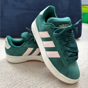 Adidas Women’s Grand Court Alpha 00s Green & Pink Sneaker